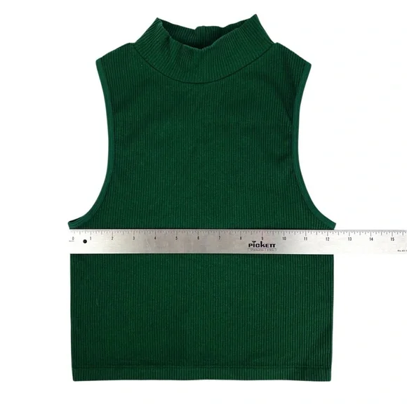 Zara Emerald Green Ribbed Mock Neck Sleeveless Crop Top Size M / L‎ - Picture 3 of 7